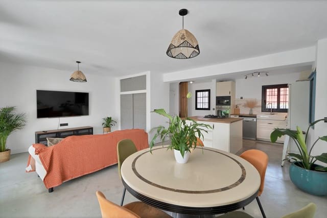 3 bedroom Townhouse for sale in Estepona - € 439,000 (Ref: 10035351)