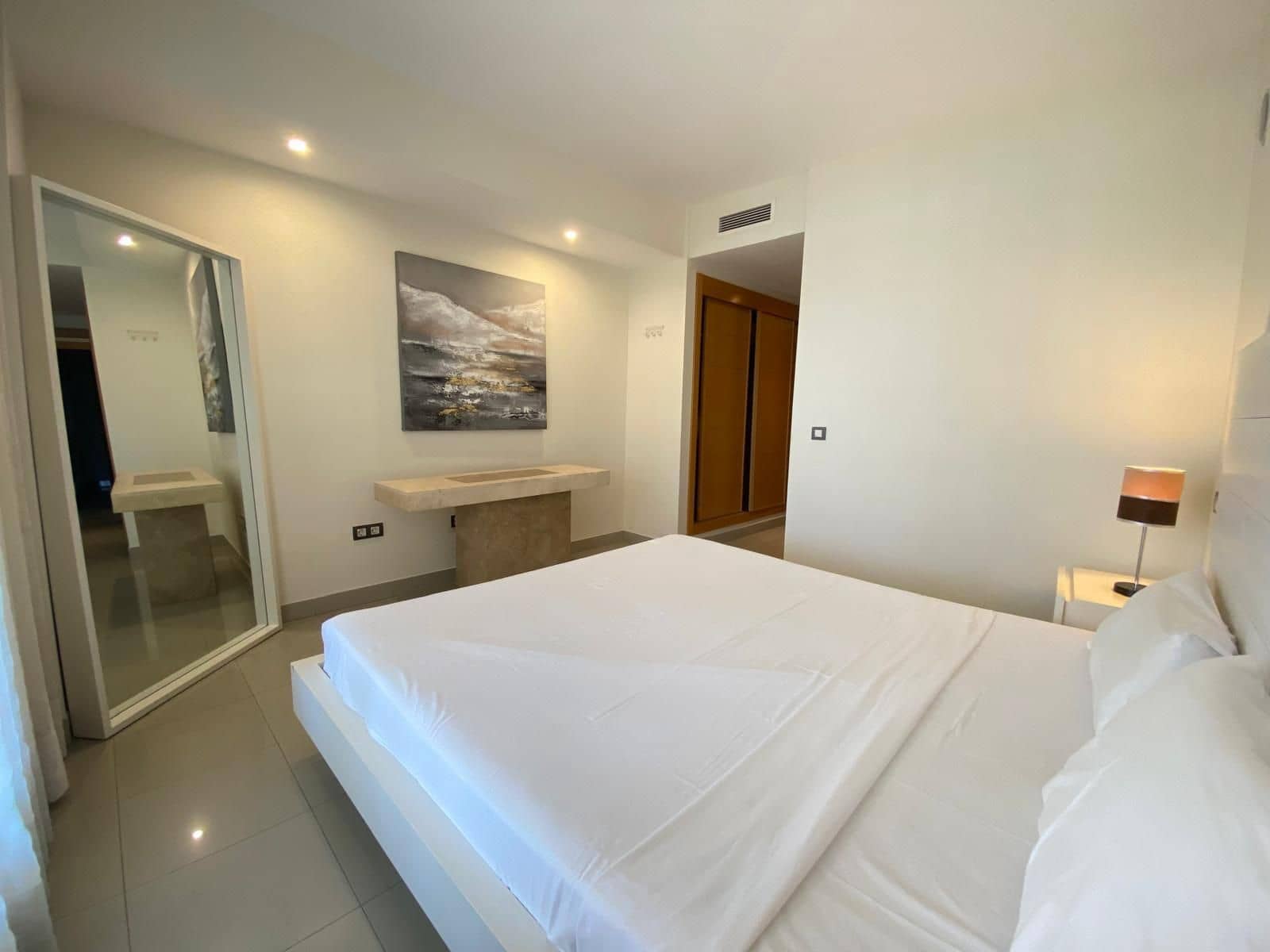 2 Zimmer Apartment zu verkaufen in Estepona mit Pool Garage - 430.000 € (Ref: 10035394)