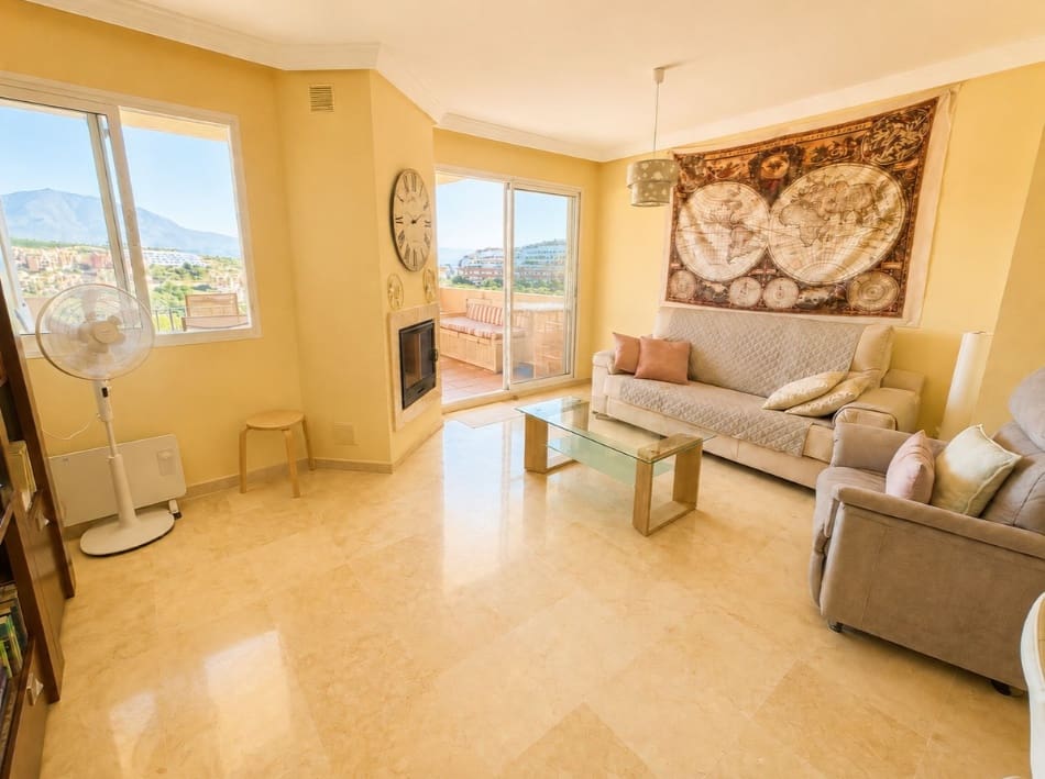 2 quarto Apartamento para venda em La Duquesa / Puerto de la Duquesa com piscina garagem - 299 900 € (Ref: 10035589)