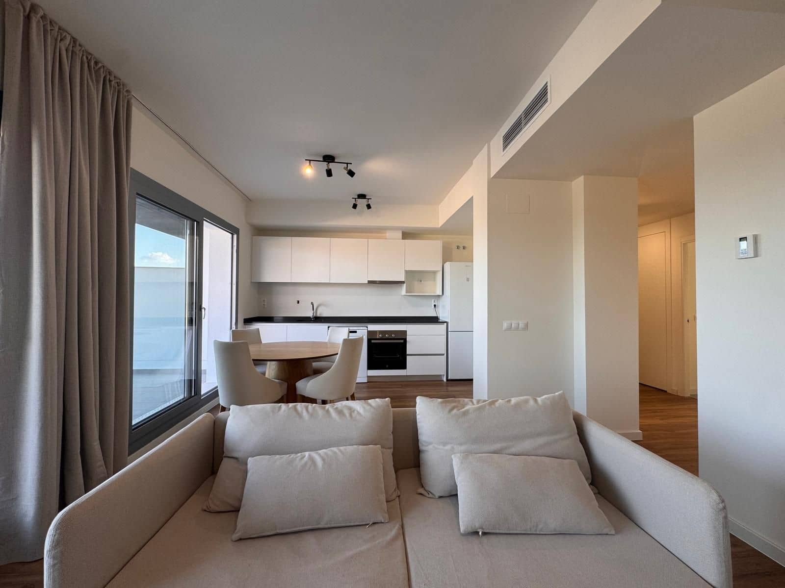2 quarto Penthouse para venda em Estepona com piscina garagem - 399 900 € (Ref: 10037440)