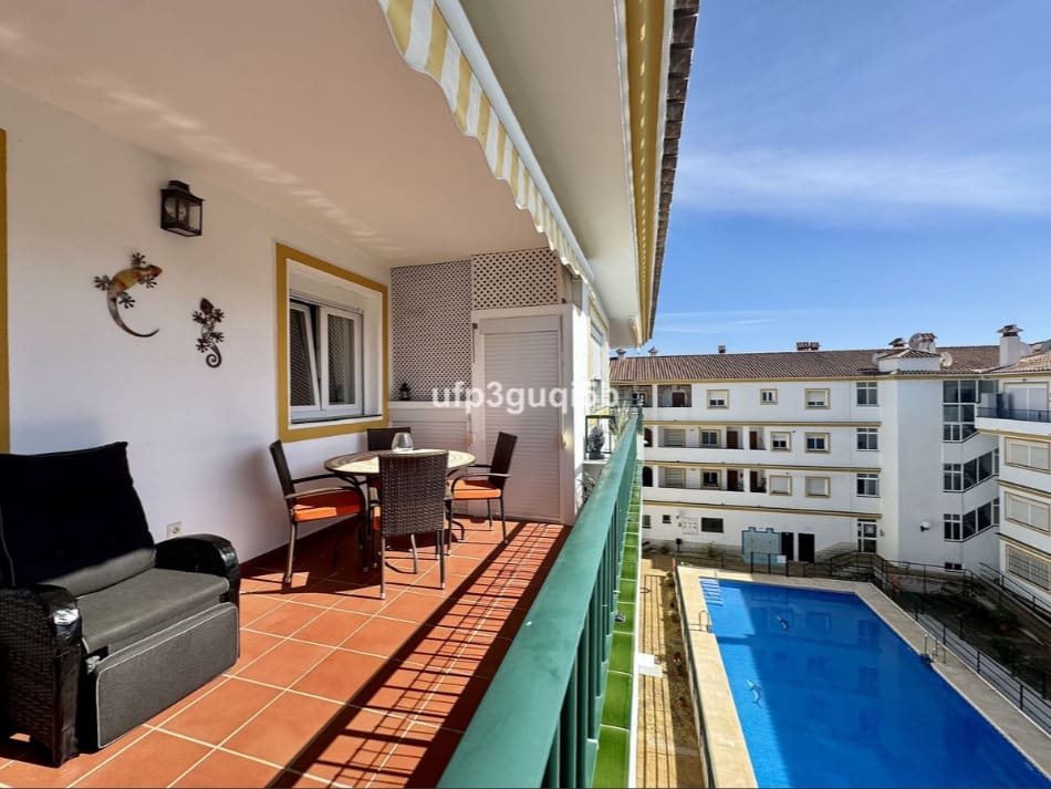 Apartamento de 2 habitaciones en La Cala de Mijas en venta con piscina - 449.000 € (Ref: 10038348)