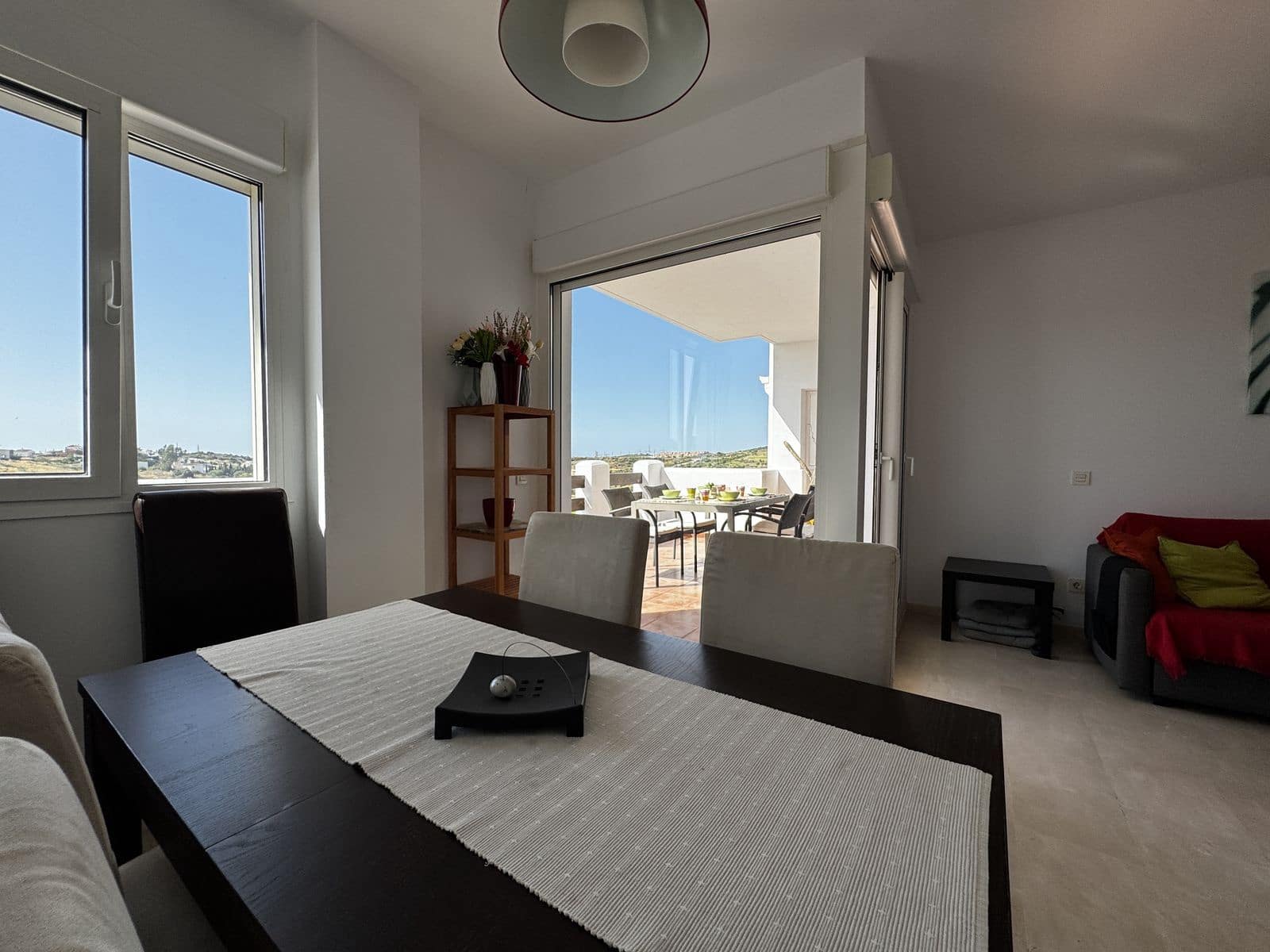 2 Zimmer Apartment zu verkaufen in Estepona mit Pool Garage - 298.000 € (Ref: 10044793)
