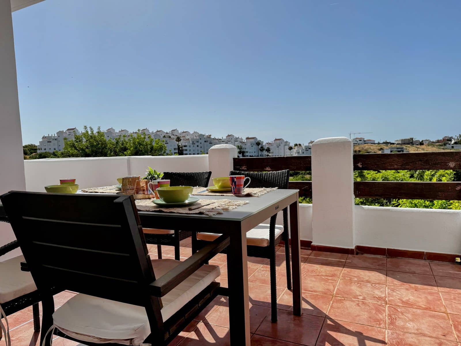 2 Zimmer Apartment zu verkaufen in Estepona mit Pool Garage - 298.000 € (Ref: 10044793)