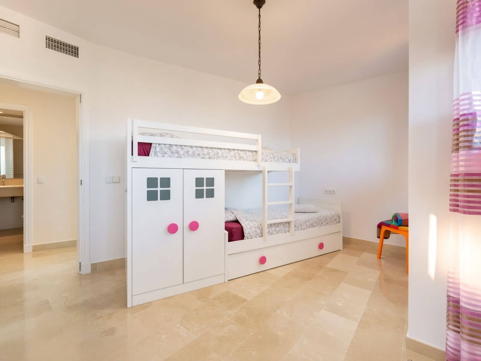 4 camera da letto Attico in vendita in Estepona con piscina garage - 480.000 € (Rif: 10047440)