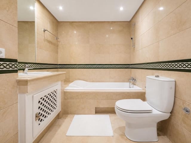 2 slaapkamer Appartement te koop in Los Arqueros, Benahavís met zwembad garage - € 415.000 (Ref: 10047506)