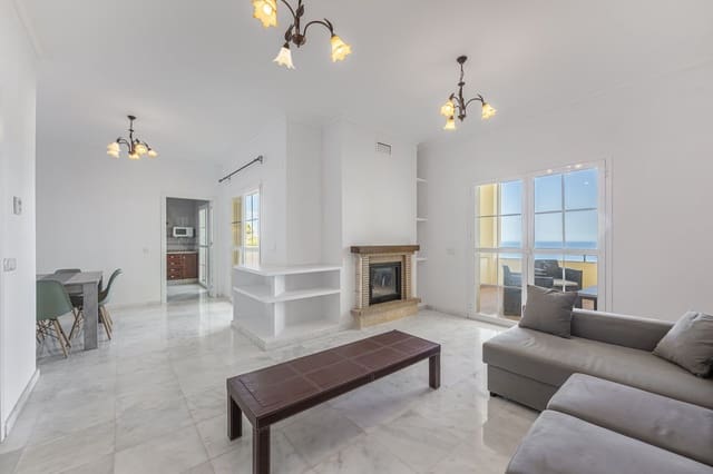 Apartamento de 3 habitaciones en Manilva en venta con piscina garaje - 469.000 € (Ref: 10047562)