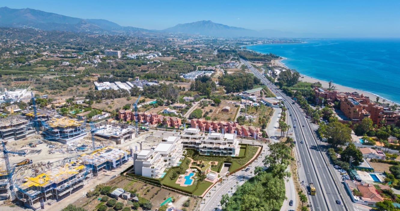 2 bedroom Apartment for sale in Estepona with pool garage - € 502,000 (Ref: 10059031)