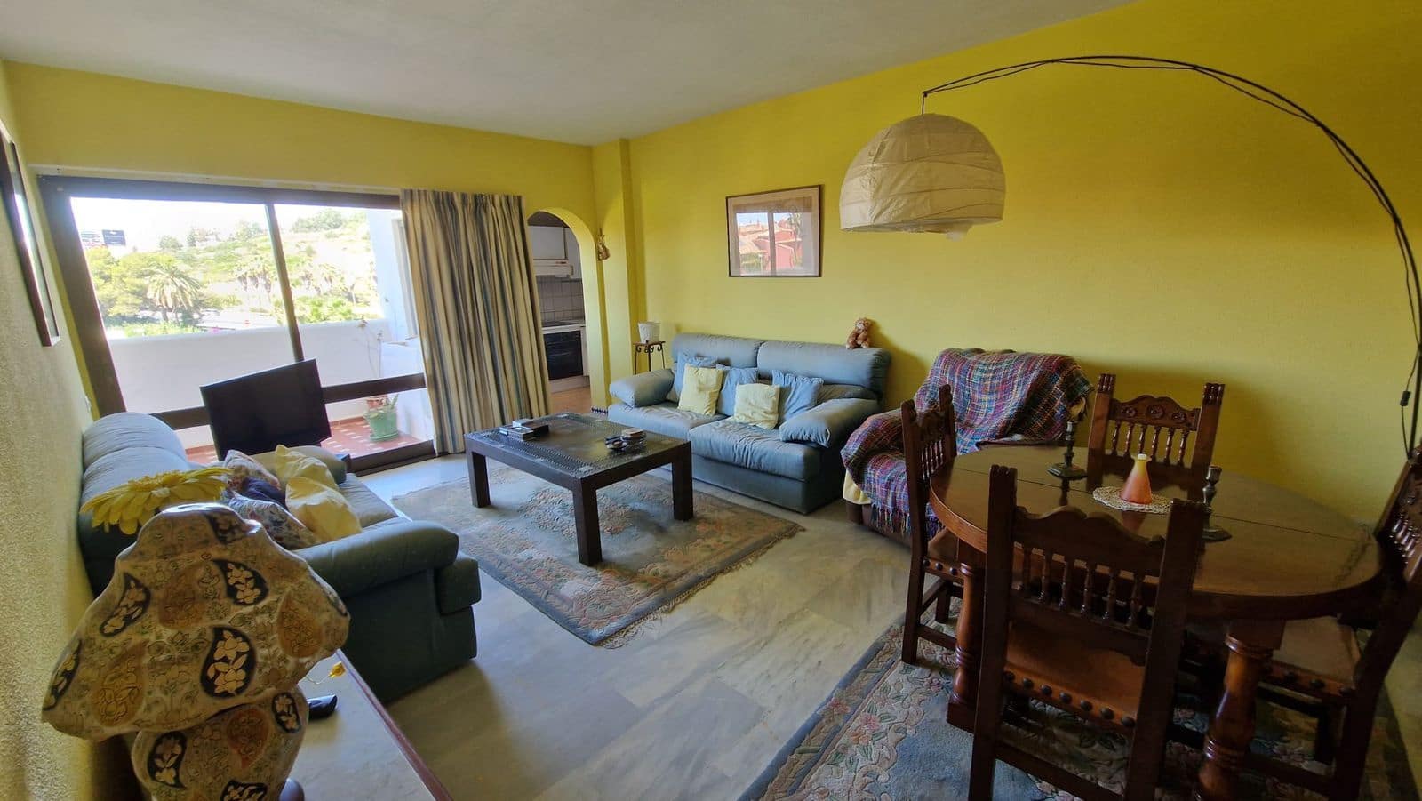 2 bedroom Apartment for sale in Estepona with pool - € 335,000 (Ref: 10062147)