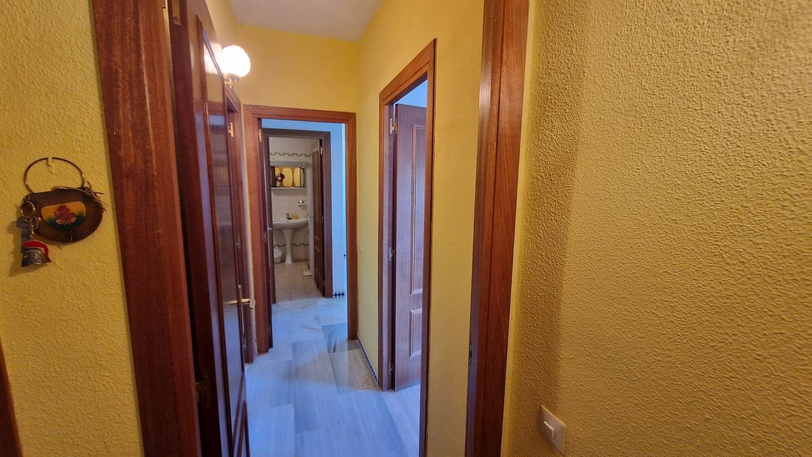 2 bedroom Apartment for sale in Estepona with pool - € 335,000 (Ref: 10062147)