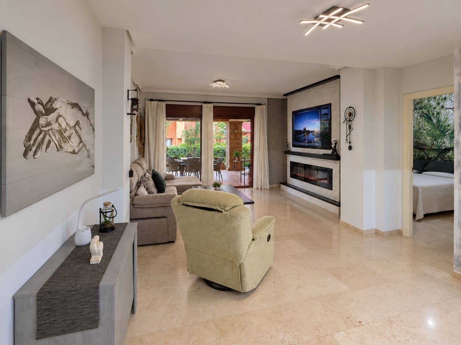 Apartamento de 2 habitaciones en Casares en venta con piscina garaje - 485.000 € (Ref: 10065027)