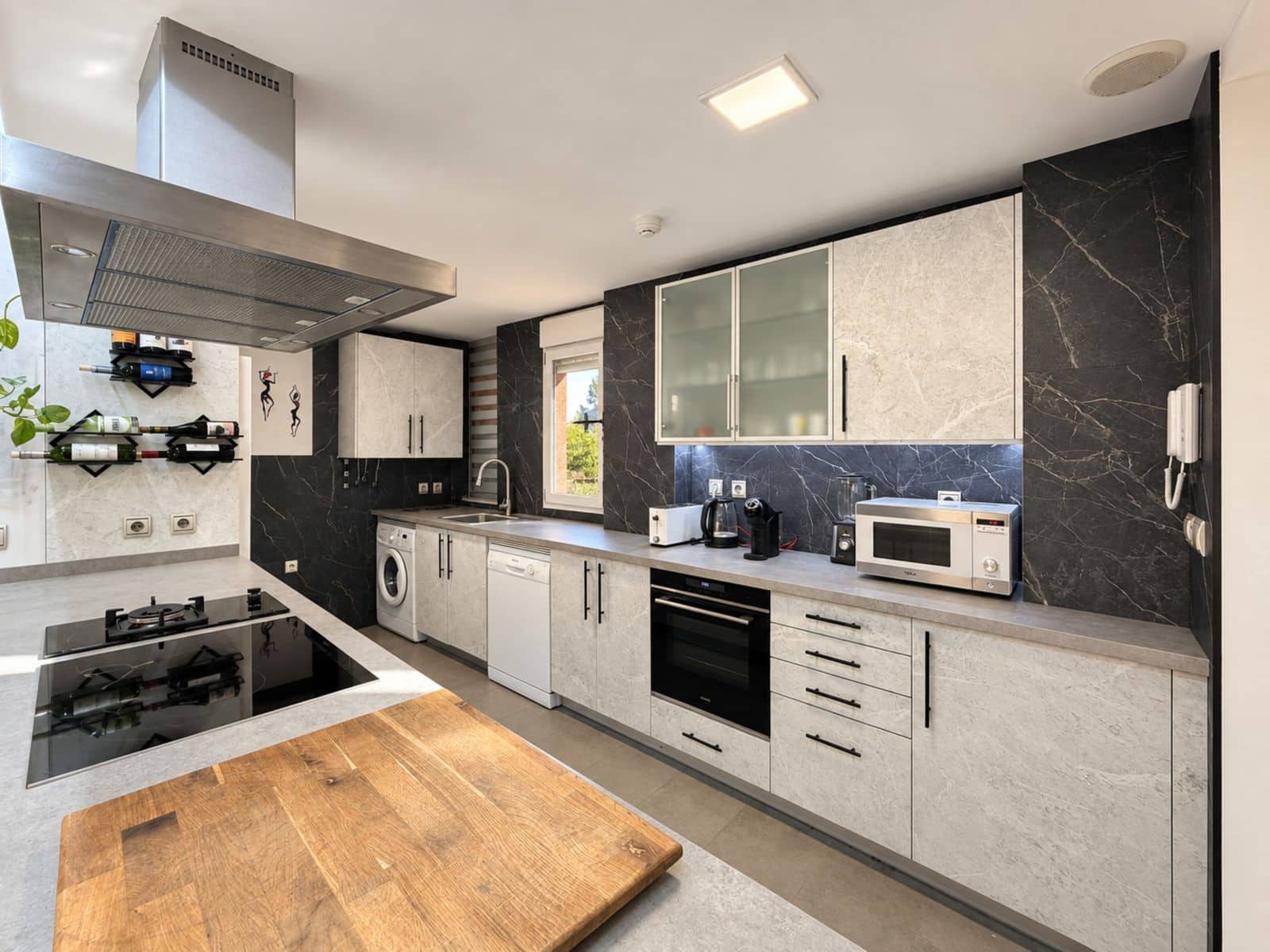 Apartamento de 2 habitaciones en Casares en venta con piscina garaje - 485.000 € (Ref: 10065027)