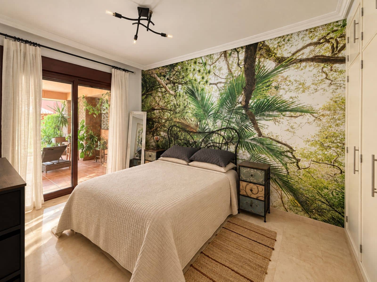 Apartamento de 2 habitaciones en Casares en venta con piscina garaje - 485.000 € (Ref: 10065027)