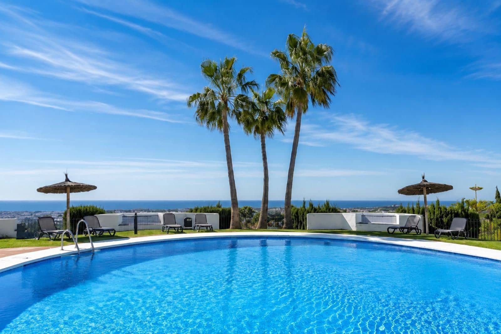 2 Zimmer Apartment zu verkaufen in Benahavis mit Pool Garage - 415.000 € (Ref: 10065106)