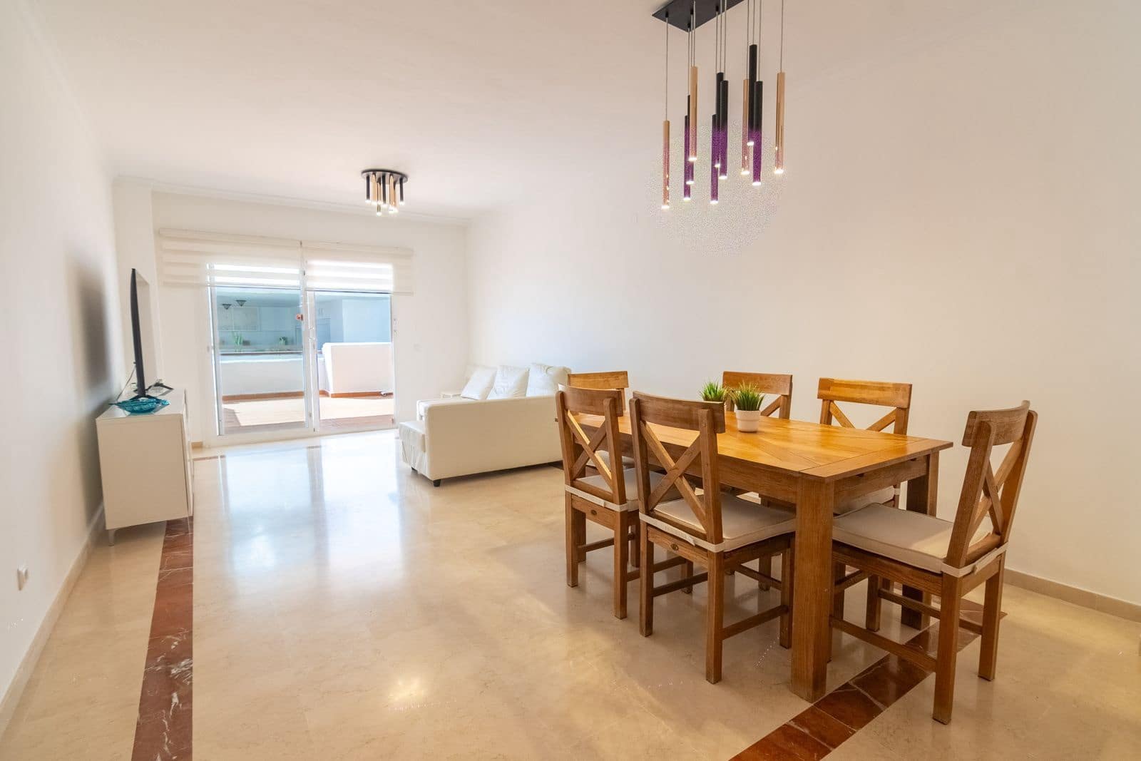 3 sovrum Lägenhet till salu i Estepona med pool garage - 420 000 € (Ref: 10075618)