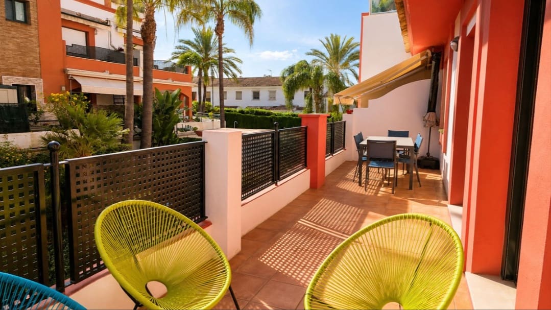 2 sypialnia Apartament na sprzedaż w Estepona z basenem garażem - 320 000 € (Ref: 10078321)