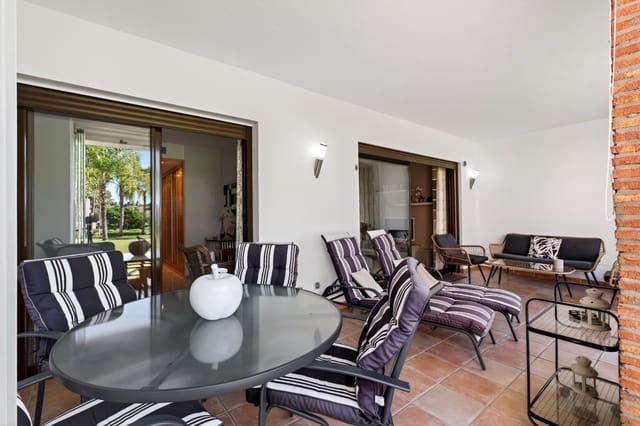 2 sypialnia Apartament na sprzedaż w Estepona z basenem - 400 000 € (Ref: 10078327)