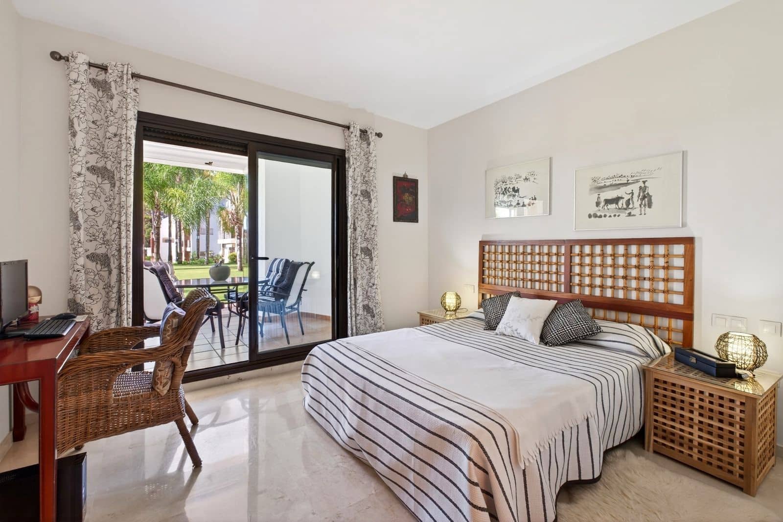 2 sypialnia Apartament na sprzedaż w Estepona z basenem - 400 000 € (Ref: 10078327)