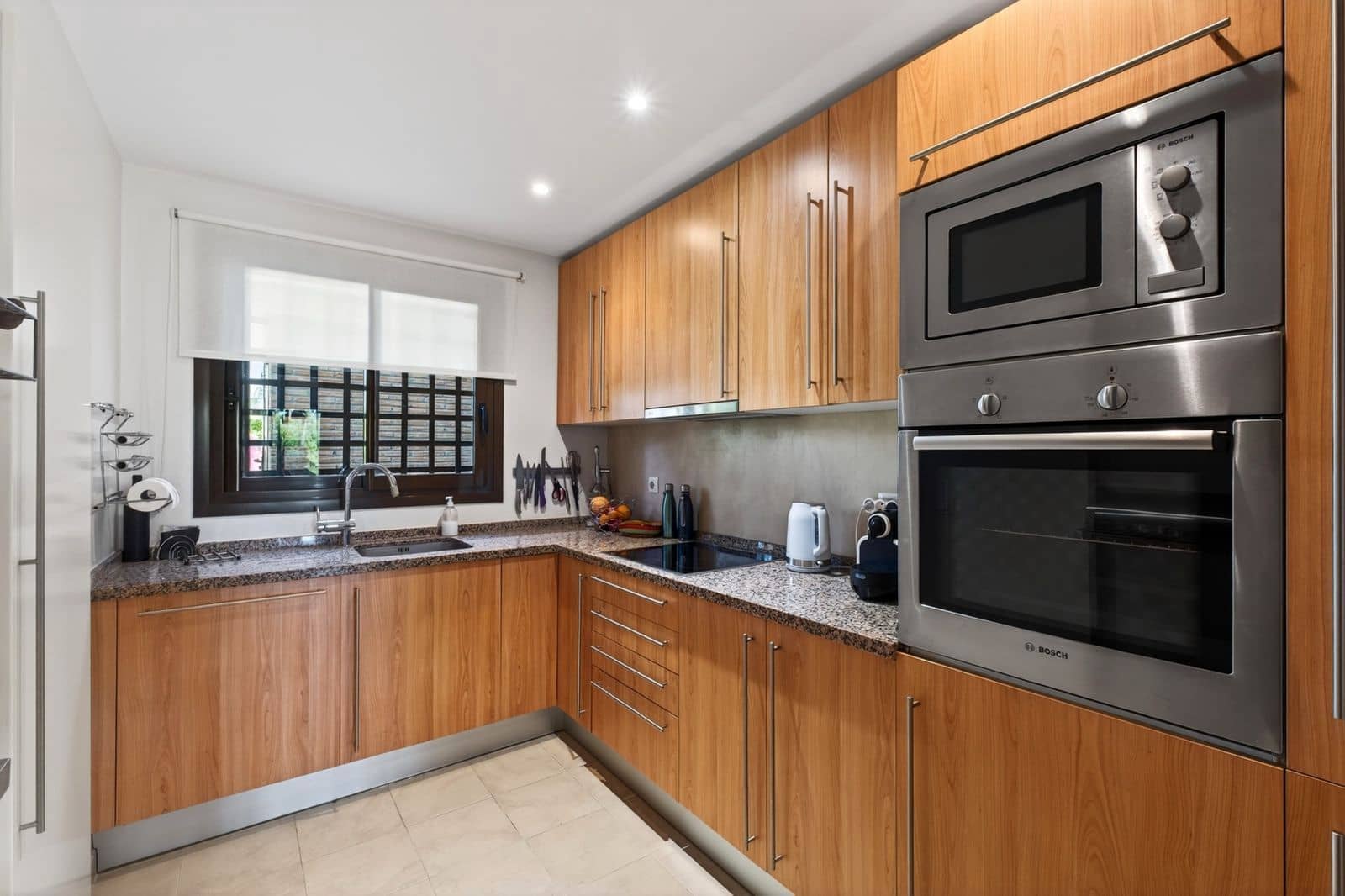 2 sypialnia Apartament na sprzedaż w Estepona z basenem - 400 000 € (Ref: 10078327)