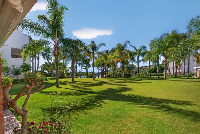 2 sypialnia Apartament na sprzedaż w Estepona z basenem - 400 000 € (Ref: 10078327)