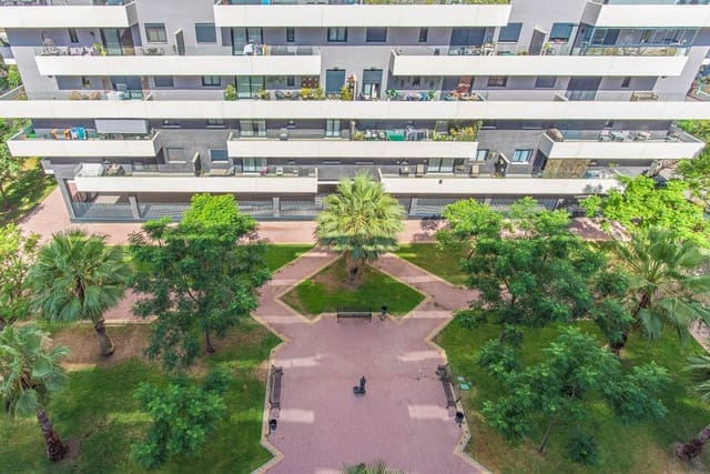 2 sovrum Lägenhet till salu i Estepona med pool garage - 389 000 € (Ref: 10078480)