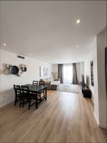 Appartement de 3 chambres à louer à Nueva Andalucia, Marbella avec piscine garage - 2 350 € (Ref: 10086926)
