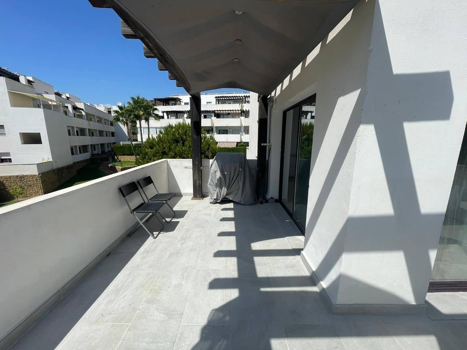 3 sovrum Lägenhet till salu i Riviera del Sol med pool - 499 000 € (Ref: 10086929)
