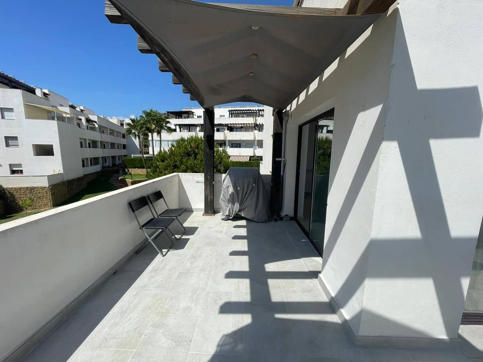 3 sovrum Lägenhet till salu i Riviera del Sol med pool - 499 000 € (Ref: 10086929)