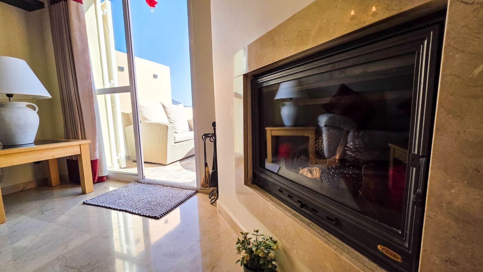 3 makuuhuone Kattohuoneisto myytävänä paikassa La Duquesa / Puerto de la Duquesa mukana uima-altaan 
autotalli - 390 000 € (Ref: 10090864)