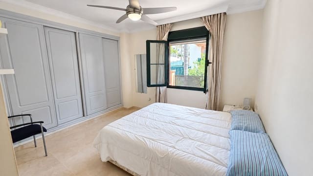 3 sypialnia Apartament na sprzedaż w Estepona z basenem garażem - 369 000 € (Ref: 10100824)