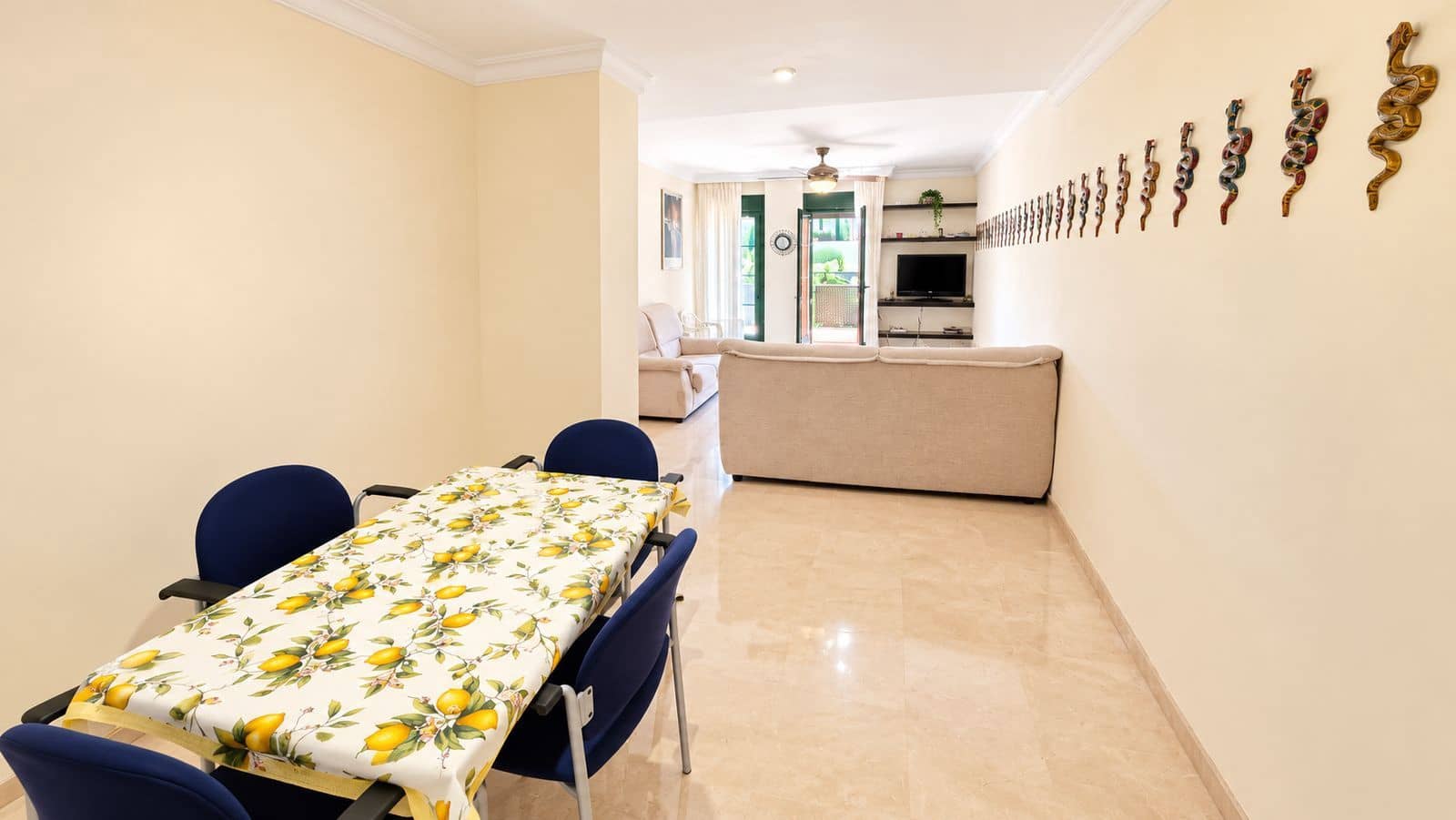 3 sypialnia Apartament na sprzedaż w Estepona z basenem garażem - 369 000 € (Ref: 10100824)