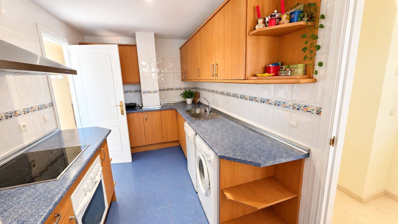 3 sypialnia Apartament na sprzedaż w Estepona z basenem garażem - 369 000 € (Ref: 10100824)