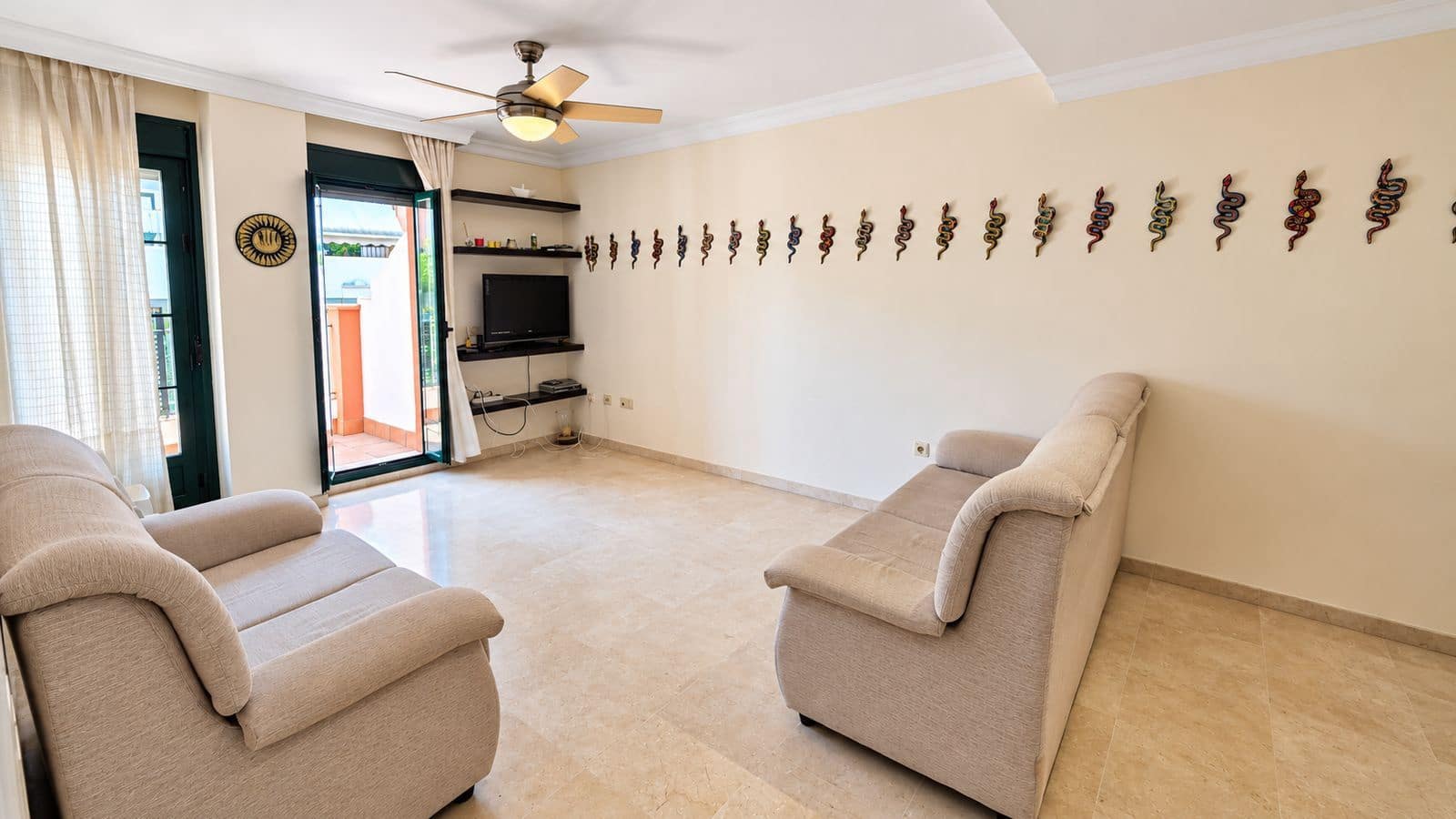 3 sypialnia Apartament na sprzedaż w Estepona z basenem garażem - 369 000 € (Ref: 10100824)