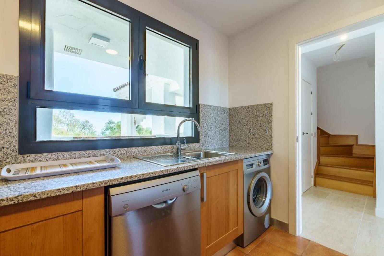 2 sovrum Takvåning till salu i Estepona med pool garage - 450 000 € (Ref: 10100826)