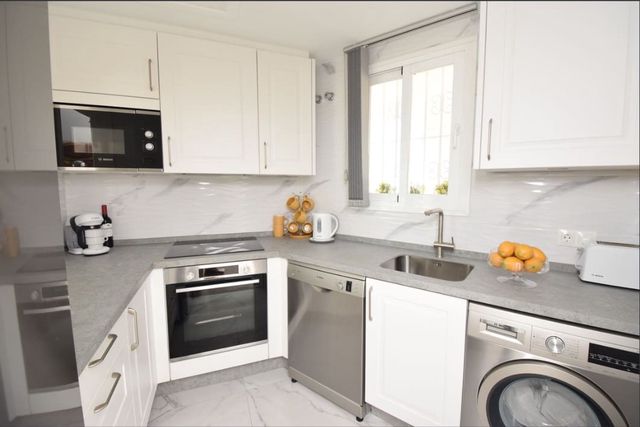2 quarto Apartamento para venda em Miraflores, Málaga cidade com piscina garagem - 450 000 € (Ref: 10112291)