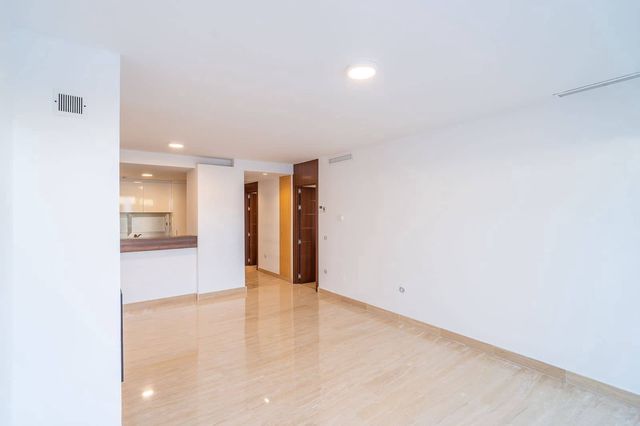 3 quarto Apartamento para venda em La Cala de Mijas, Mijas com piscina garagem - 377 000 € (Ref: 10117449)