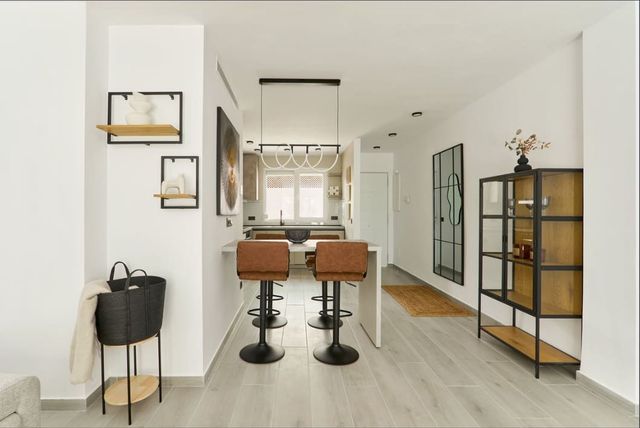 Apartamento de 2 habitaciones en Nueva Andalucia, Marbella en venta con piscina - 435.000 € (Ref: 10117460)