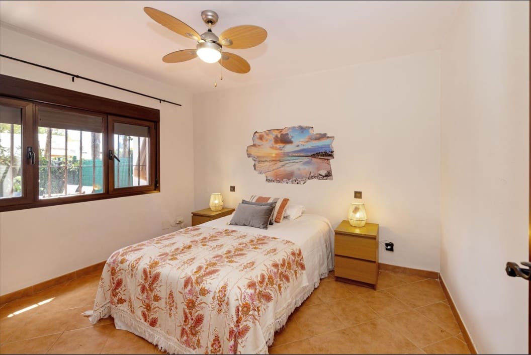 3 sypialnia Dom na sprzedaż w Estepona z basenem - 459 000 € (Ref: 10129412)