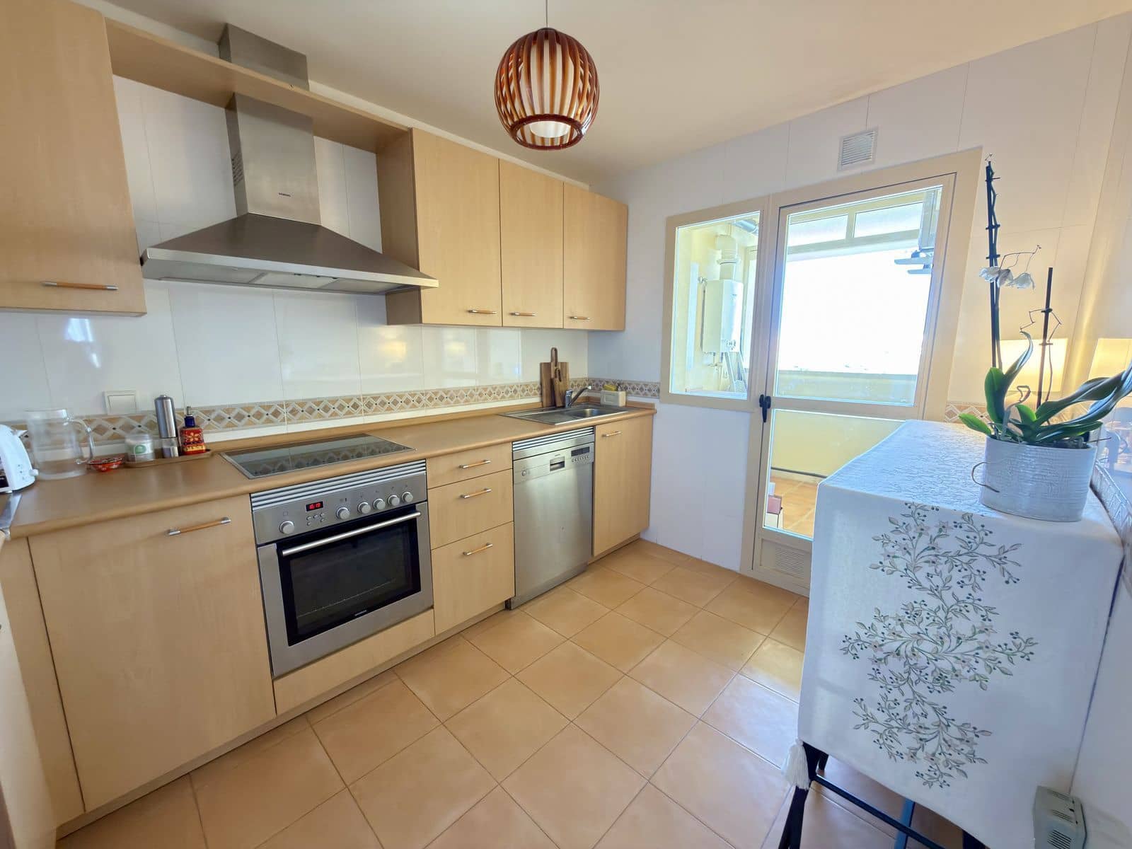 2 Zimmer Apartment zu verkaufen in El Faro mit Pool Garage - 410.000 € (Ref: 10129414)