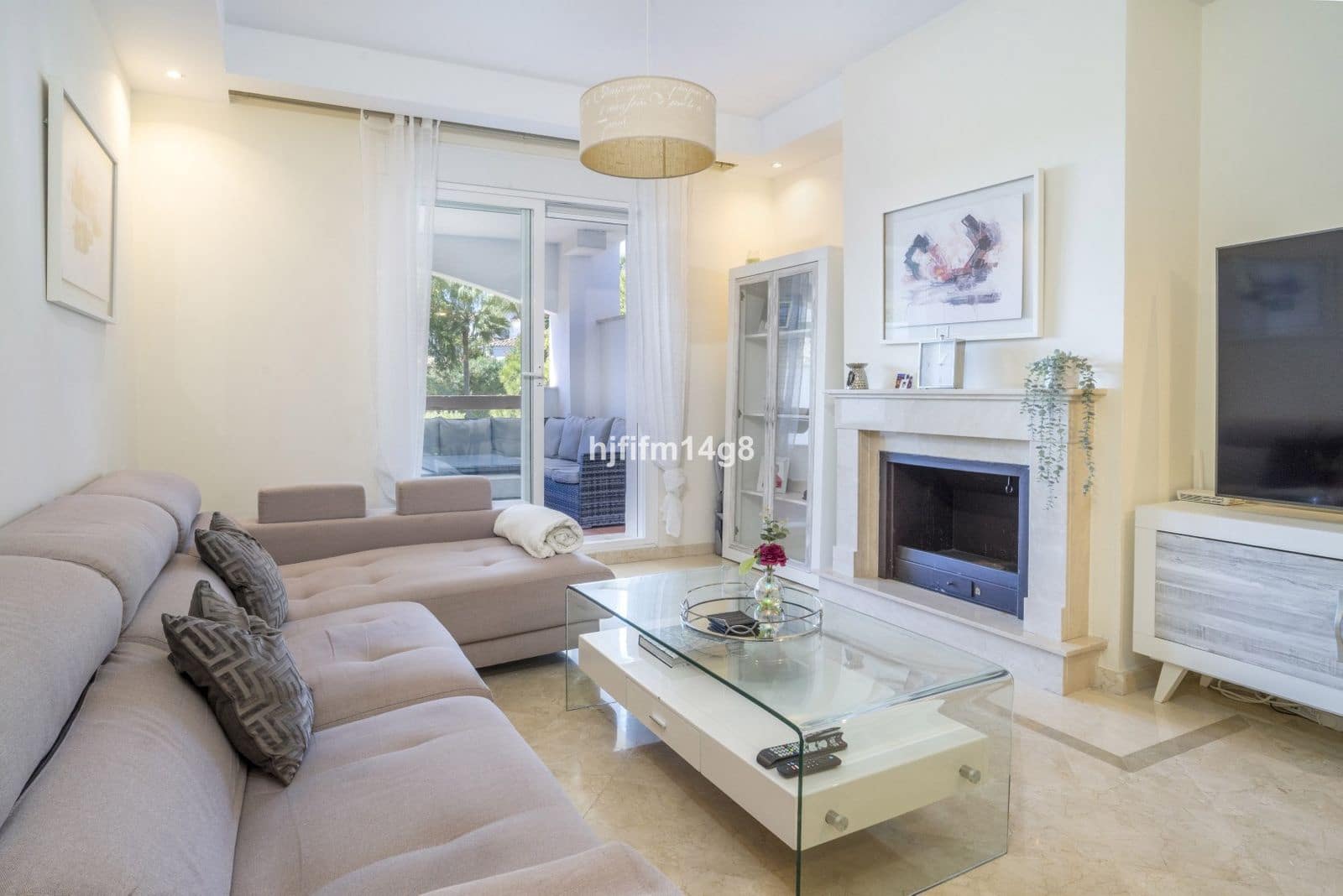 2 sovrum Lägenhet till salu i Nueva Andalucia med pool garage - 495 000 € (Ref: 10129416)