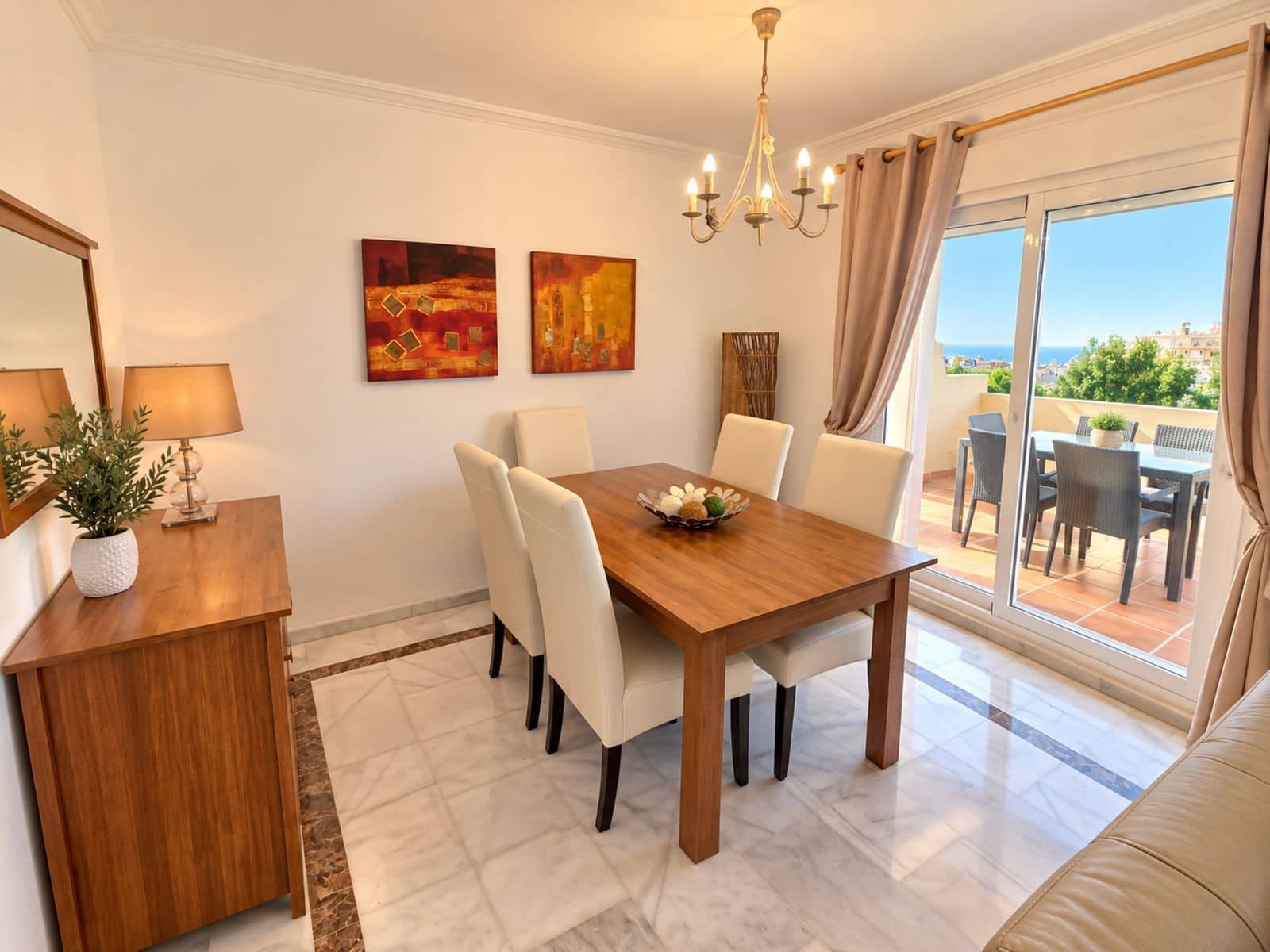 Ático de 3 habitaciones en Casares en venta con piscina - 299.950 € (Ref: 10129424)
