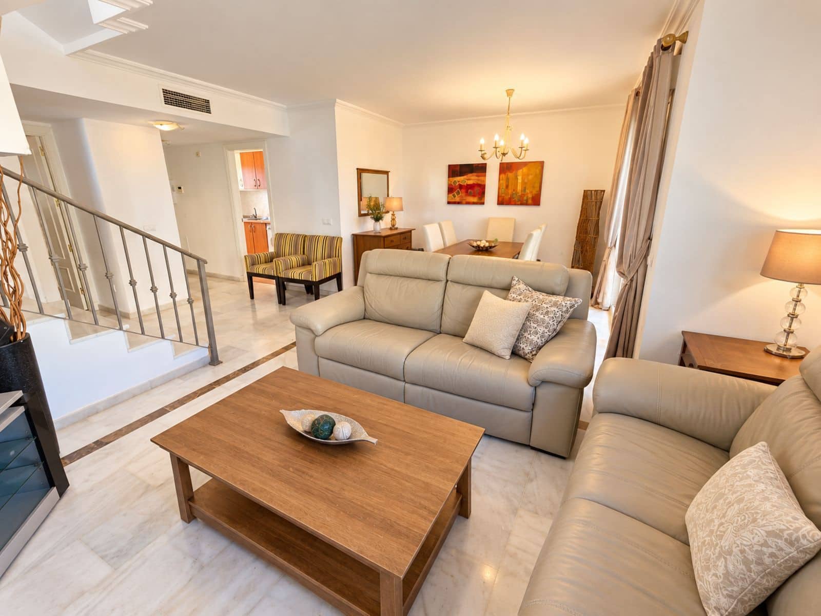 Ático de 3 habitaciones en Casares en venta con piscina - 299.950 € (Ref: 10129424)