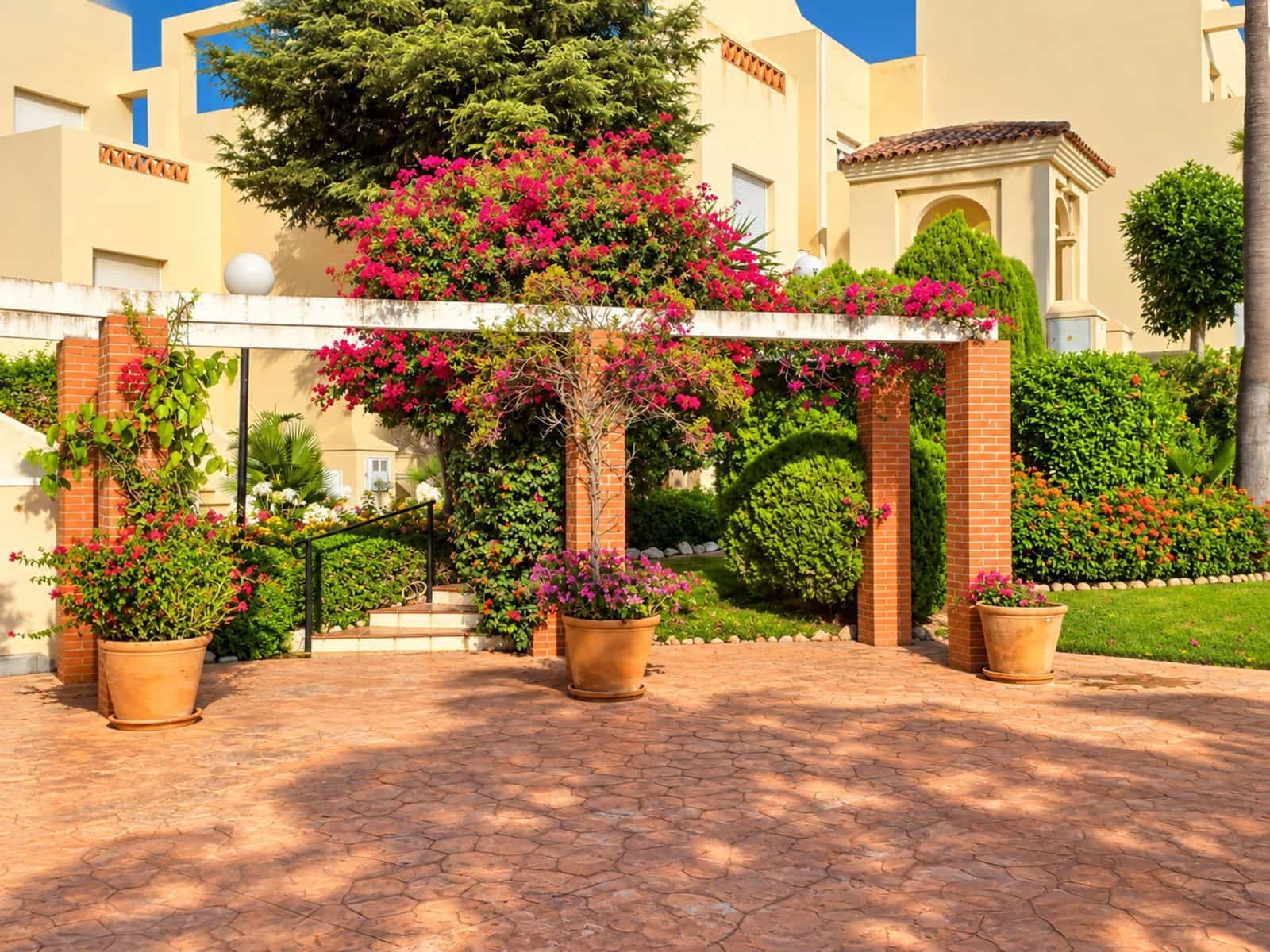 Ático de 3 habitaciones en Casares en venta con piscina - 299.950 € (Ref: 10129424)
