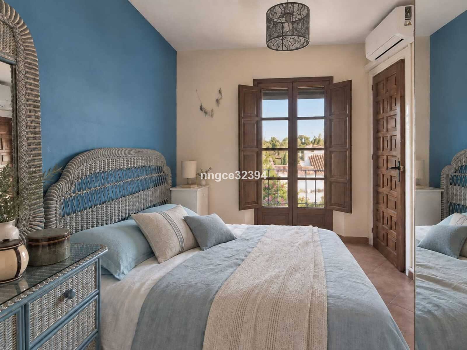 2 sovrum Semi-fristående Villa till salu i Nueva Andalucia med pool - 499 000 € (Ref: 10147053)