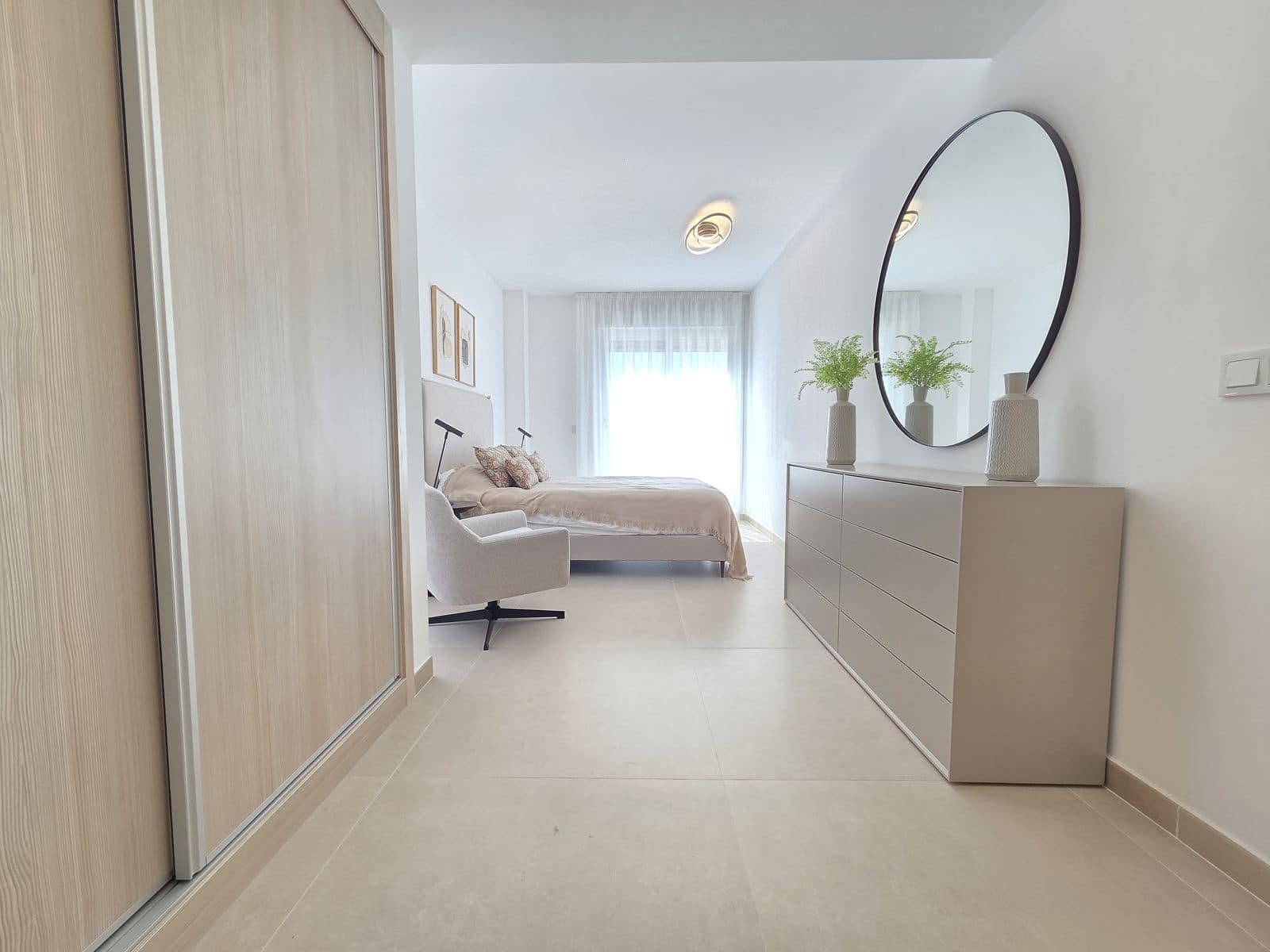 2 soverom Penthouse til salgs i Manilva med svømmebasseng garasje - € 475 000 (Ref: 10147097)