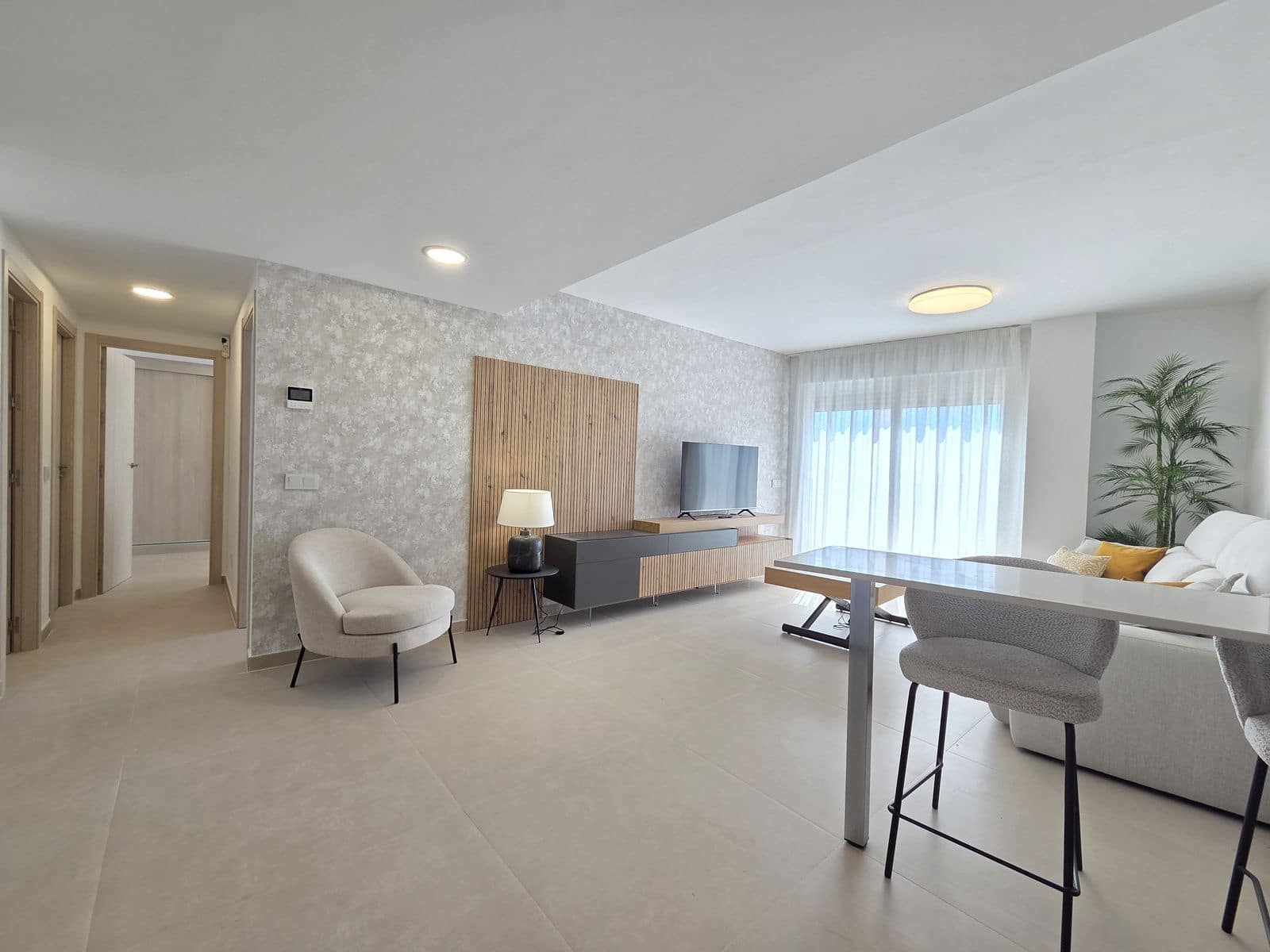2 soverom Penthouse til salgs i Manilva med svømmebasseng garasje - € 475 000 (Ref: 10147097)