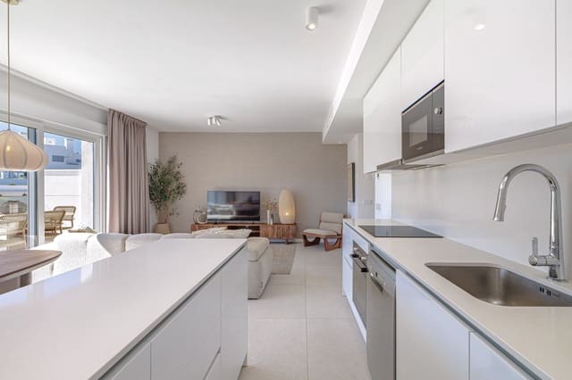 2 makuuhuone Huoneisto myytävänä paikassa Estepona mukana uima-altaan 
autotalli - 475 000 € (Ref: 10147098)