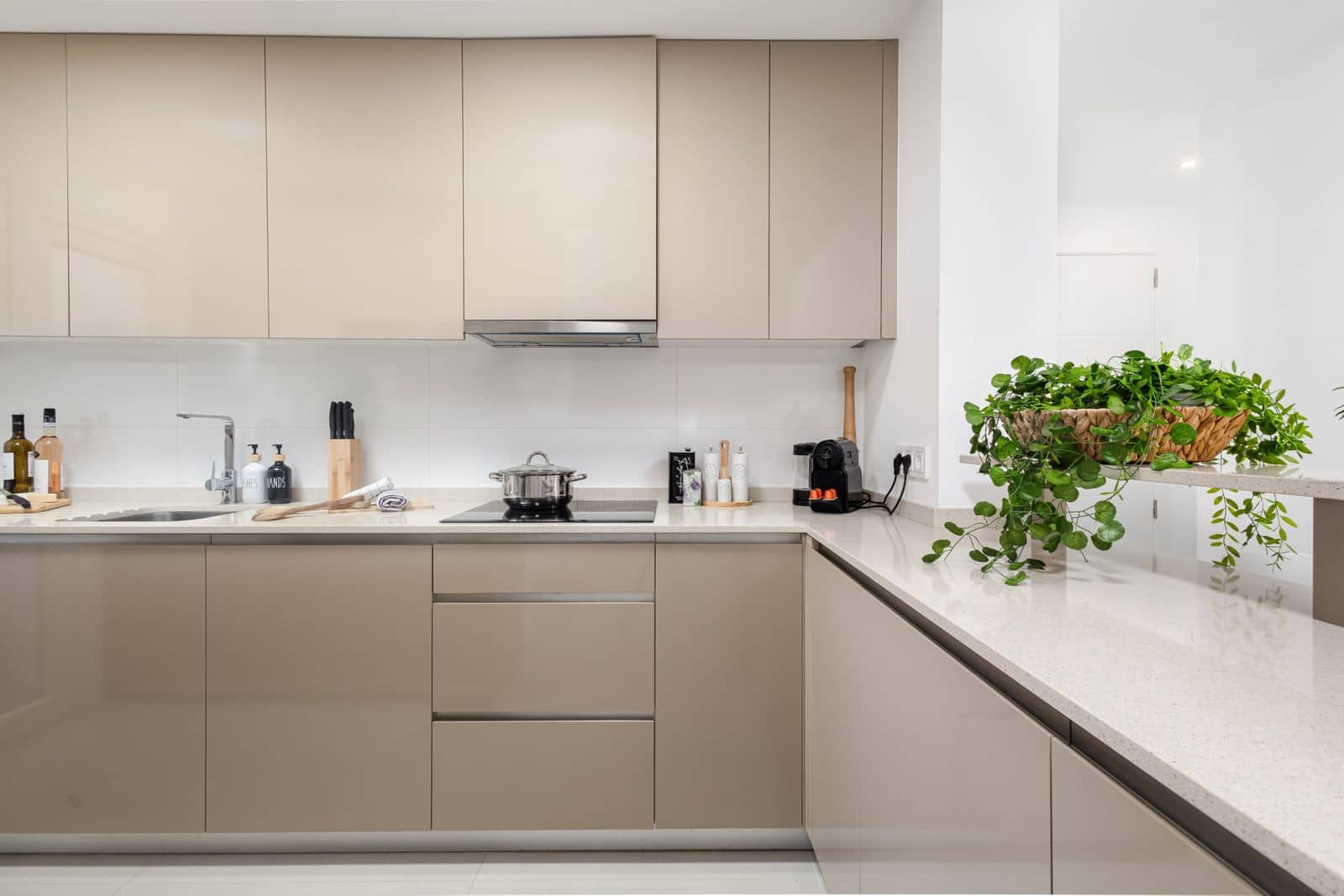 2 makuuhuone Huoneisto myytävänä paikassa Estepona mukana uima-altaan - 535 000 € (Ref: 10148105)
