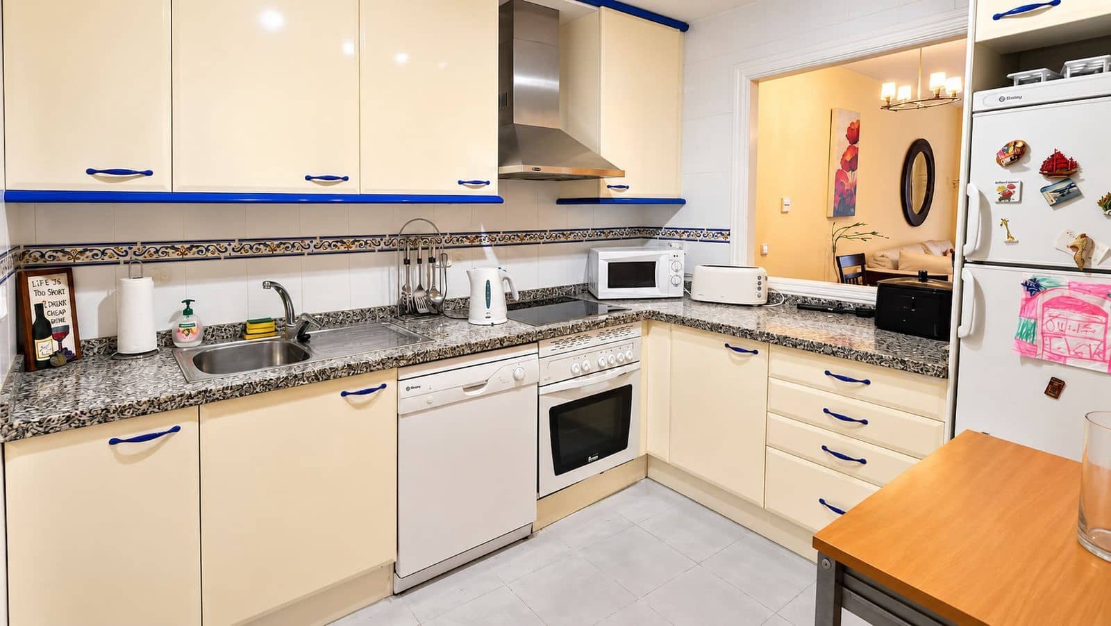 2 quarto Apartamento para venda em La Duquesa / Puerto de la Duquesa com piscina garagem - 299 950 € (Ref: 10148116)