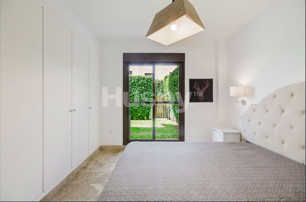3 quarto Apartamento para venda em Estepona com piscina garagem - 385 000 € (Ref: 10149327)