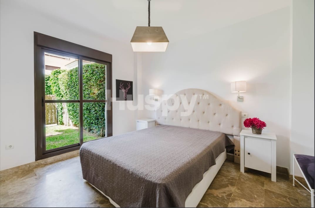 3 quarto Apartamento para venda em Estepona com piscina garagem - 385 000 € (Ref: 10149327)
